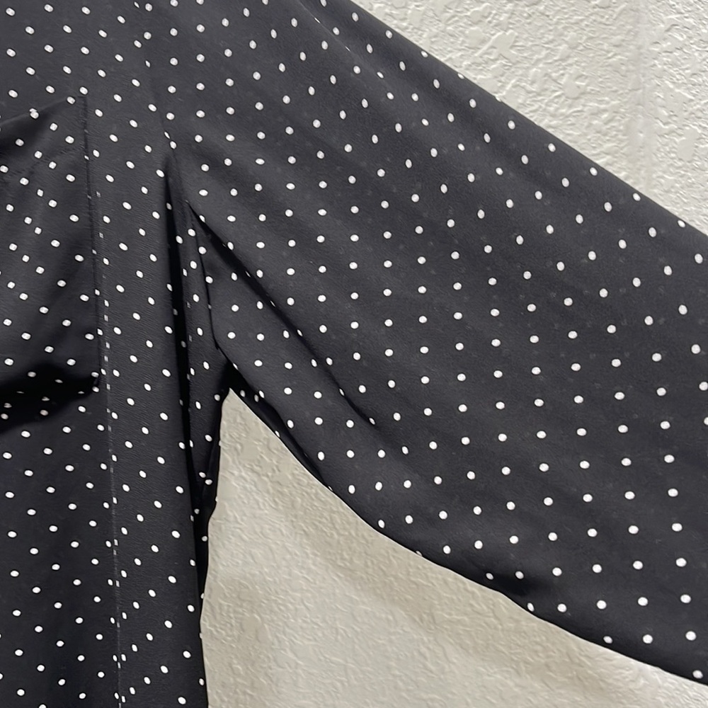 Chico's womens black with dots long sleeve blouse size 3 GUC - Picture 6 of 13